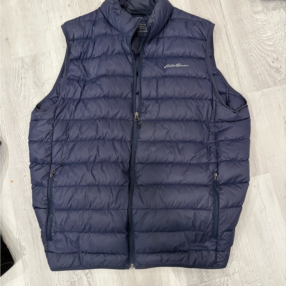 Eddie Bauer Men's Dark Blue Quilted Vest